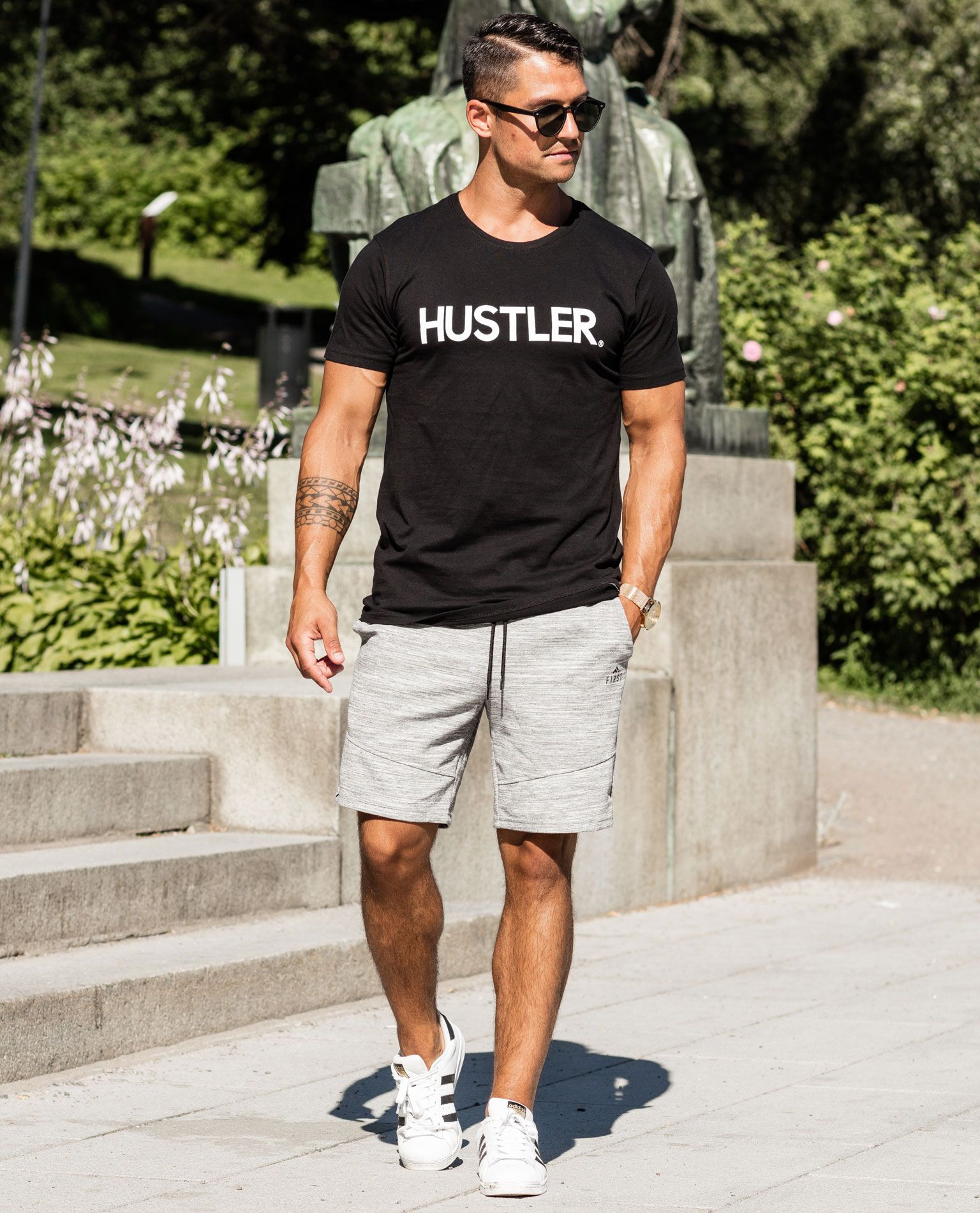 Hustler Tee Urban Classics - 207 - Print-T-Shirts - Jerone.com