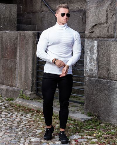 Marc Turtleneck White Carisma