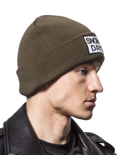 Snowy Days Beanie Green Carisma