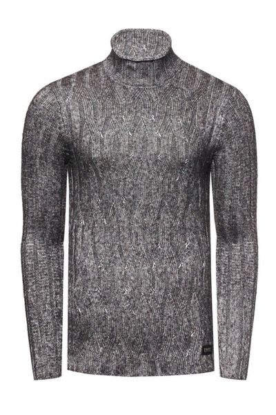 Silver-Look Knit Rusty Neal