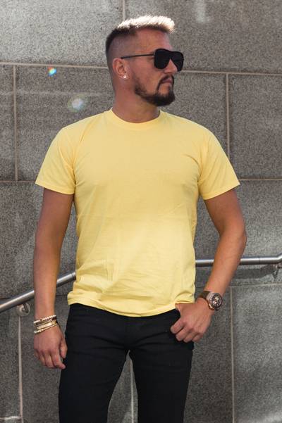 Yellow T-shirt Fruit Of the Loom Yellow T-shirt Fruit Of the Loom