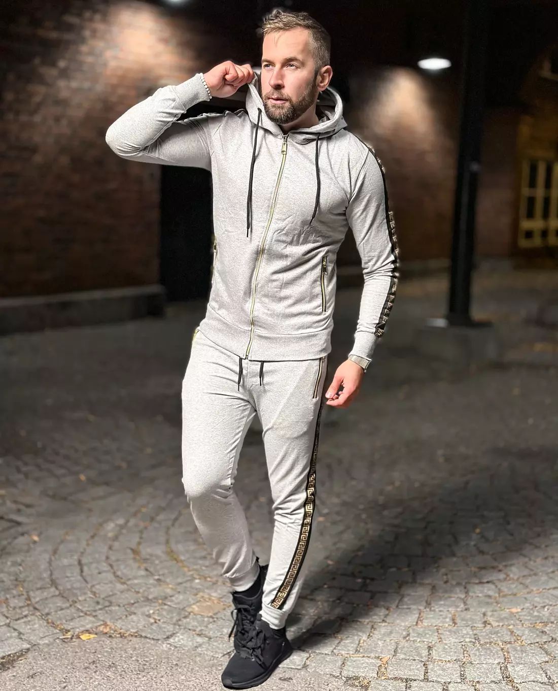 Tracksuit Light Gray With Golden Details Jerone